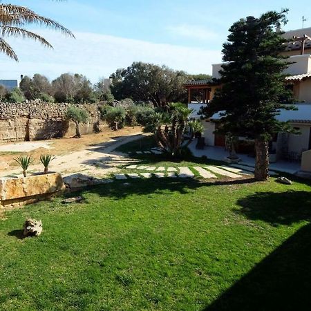 Villa Oblo Фавиняна Екстериор снимка